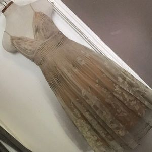 ECI - New York gold lace party dress -